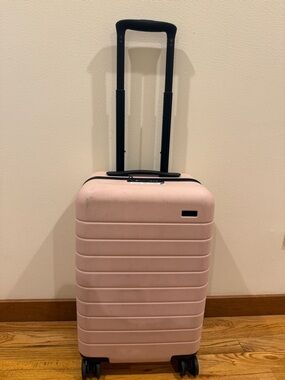 away the carry on Luggage Pink